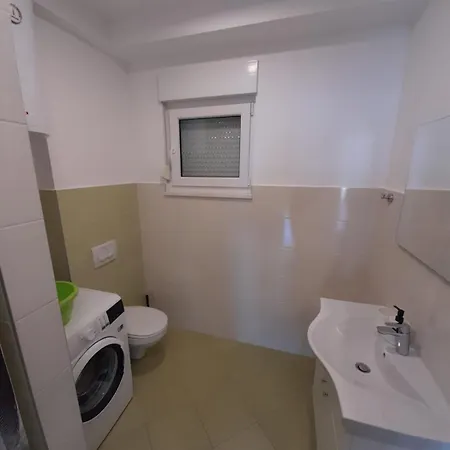 Pere Apartment Omis Exterior photo