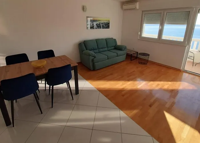 Pere Apartment
